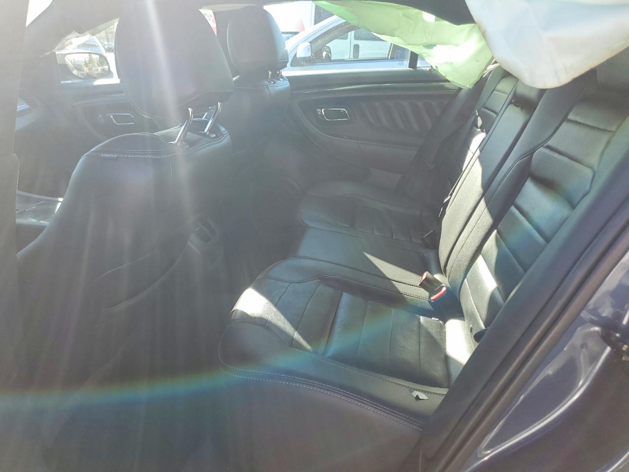 2019 FORD TAURUS SHO photo 10