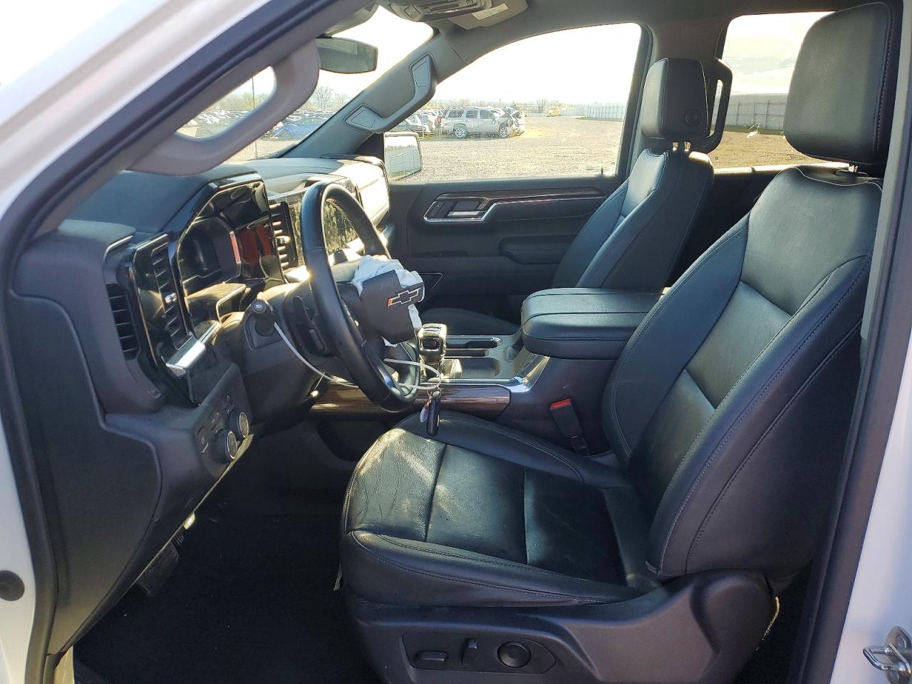 2023 CHEVROLET SILVERADO K1500 RST photo 19