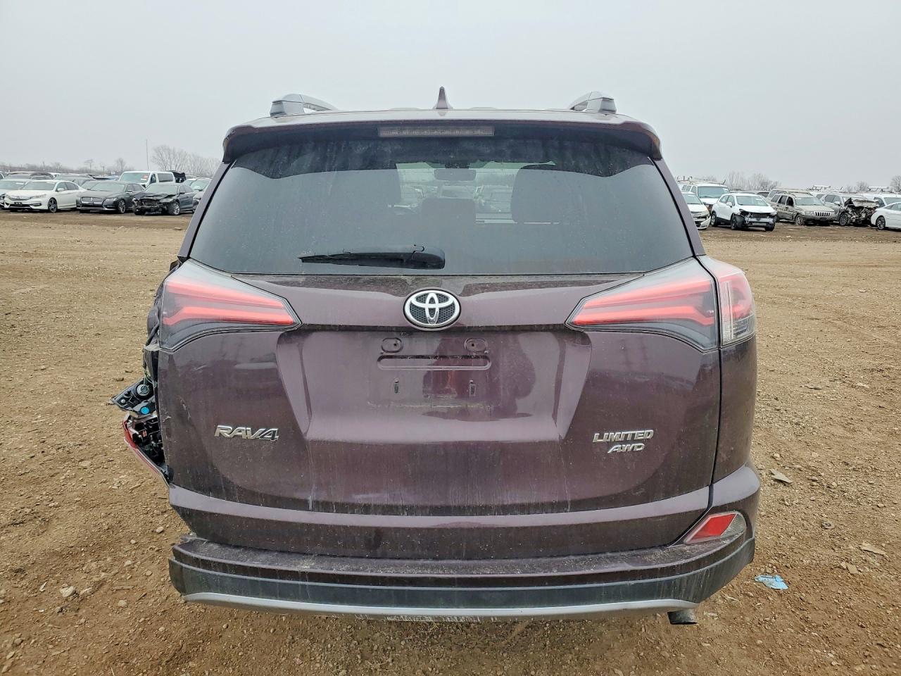 2018 TOYOTA RAV4 LIMITED photo 11