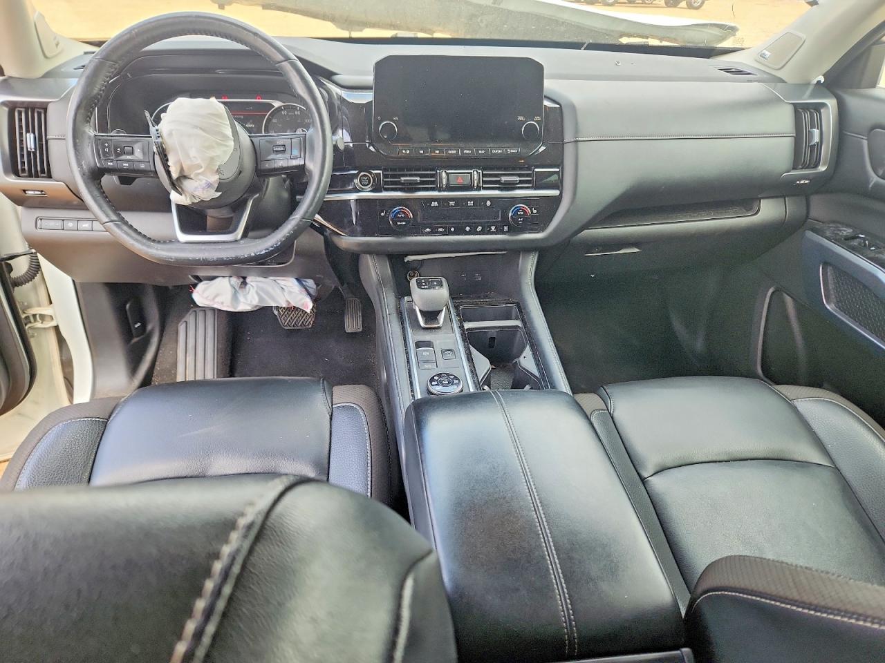 2023 NISSAN PATHFINDER SL photo 15