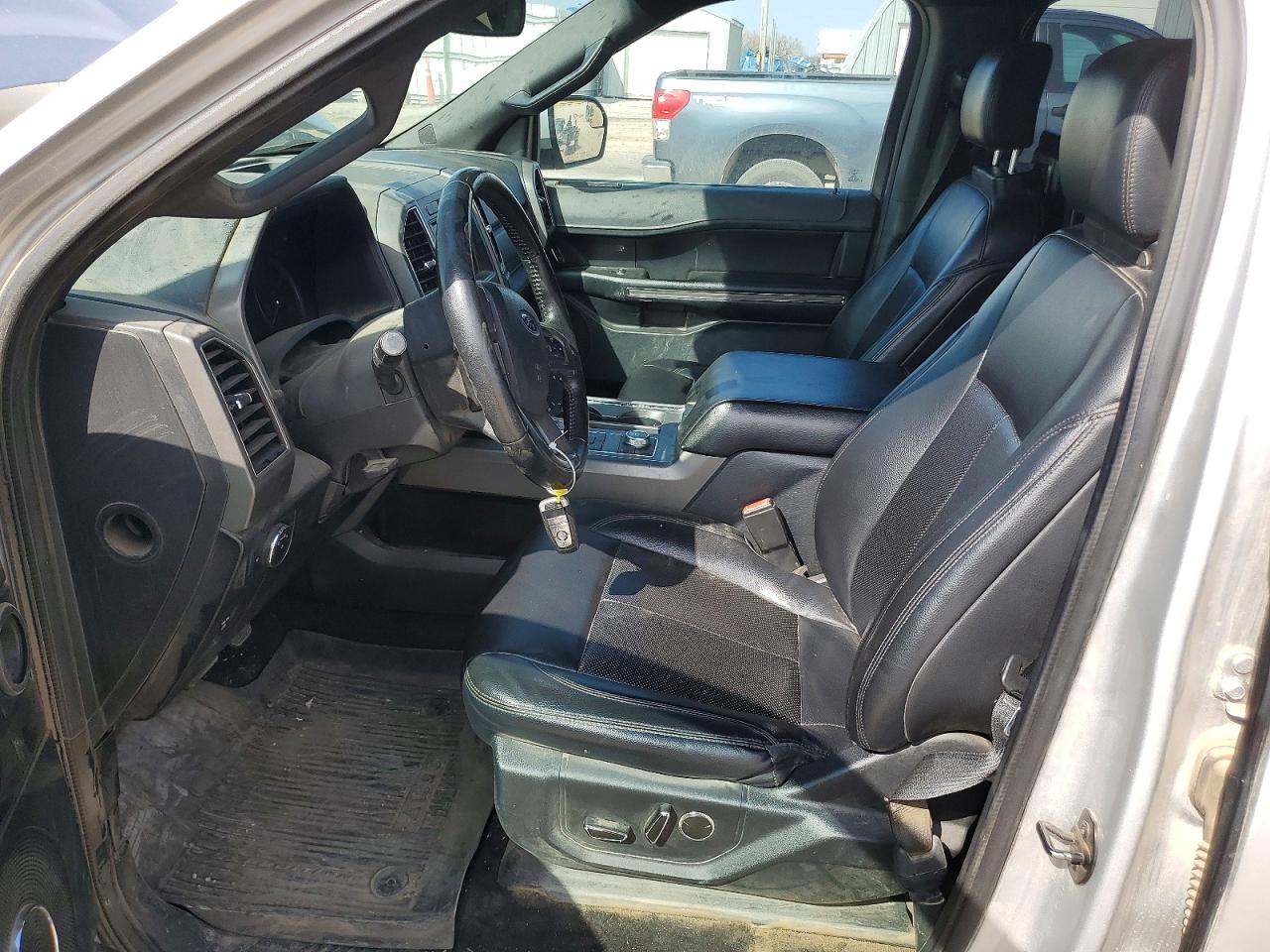 2019 FORD EXPEDITION MAX XLT photo 13
