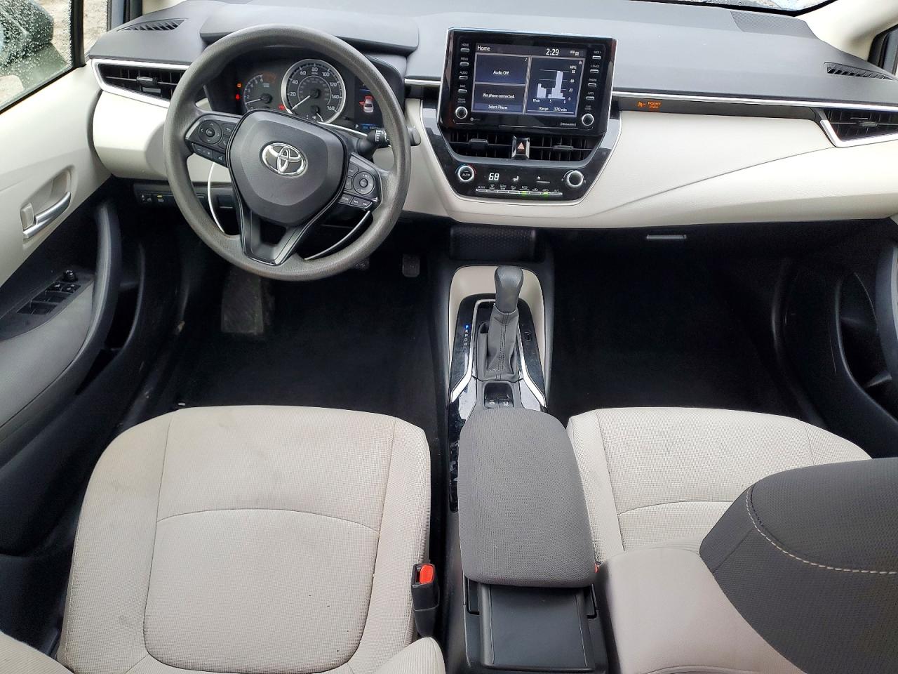 2021 TOYOTA COROLLA LE photo 8