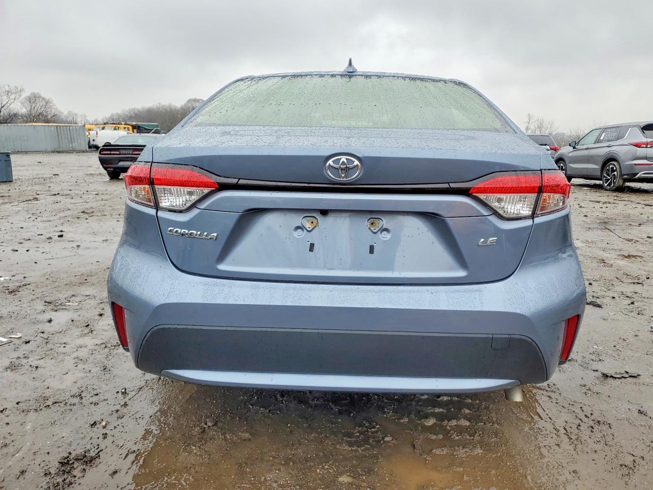 2021 TOYOTA COROLLA LE photo 6