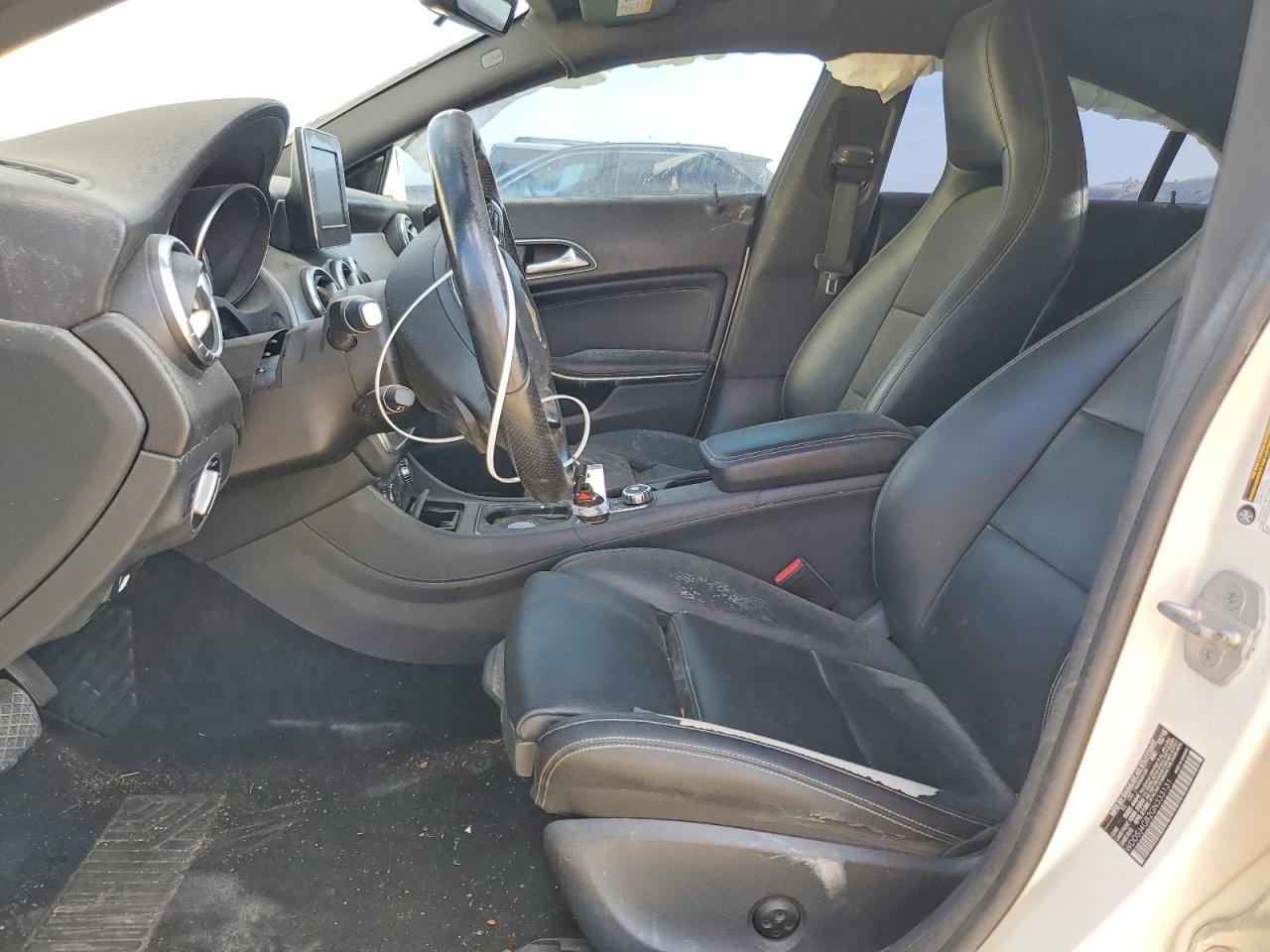 2016 MERCEDES-BENZ CLA 250 4MATIC photo 13