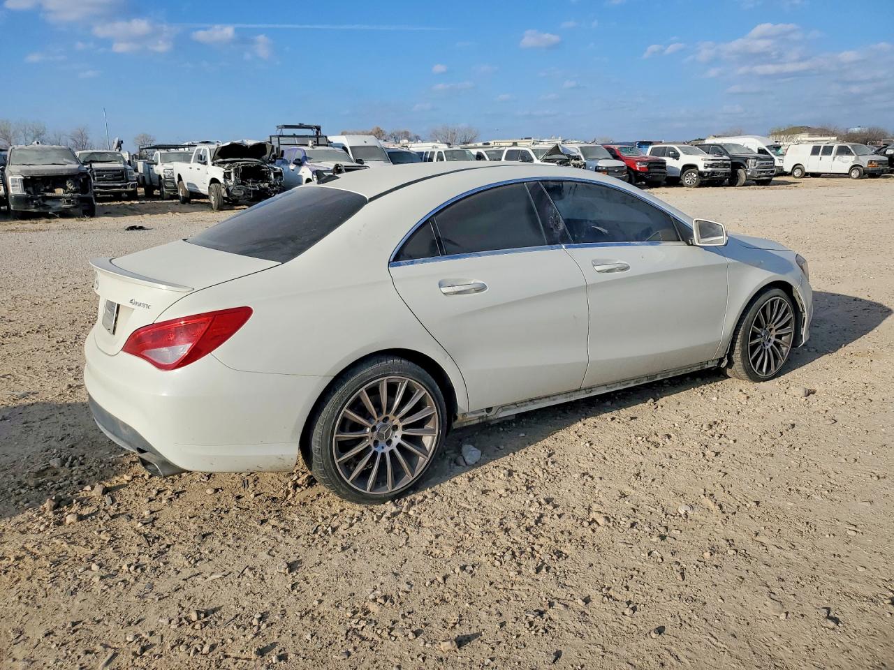 2016 MERCEDES-BENZ CLA 250 4MATIC photo 5