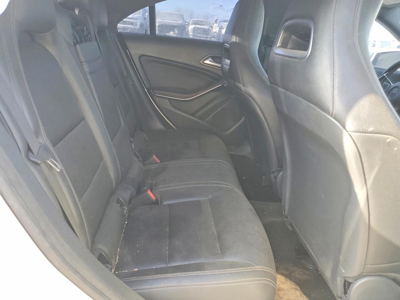 2016 MERCEDES-BENZ CLA 250 4MATIC photo 19
