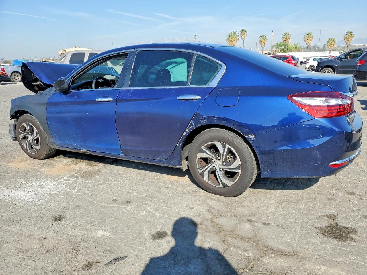 2017 HONDA ACCORD LX photo 2