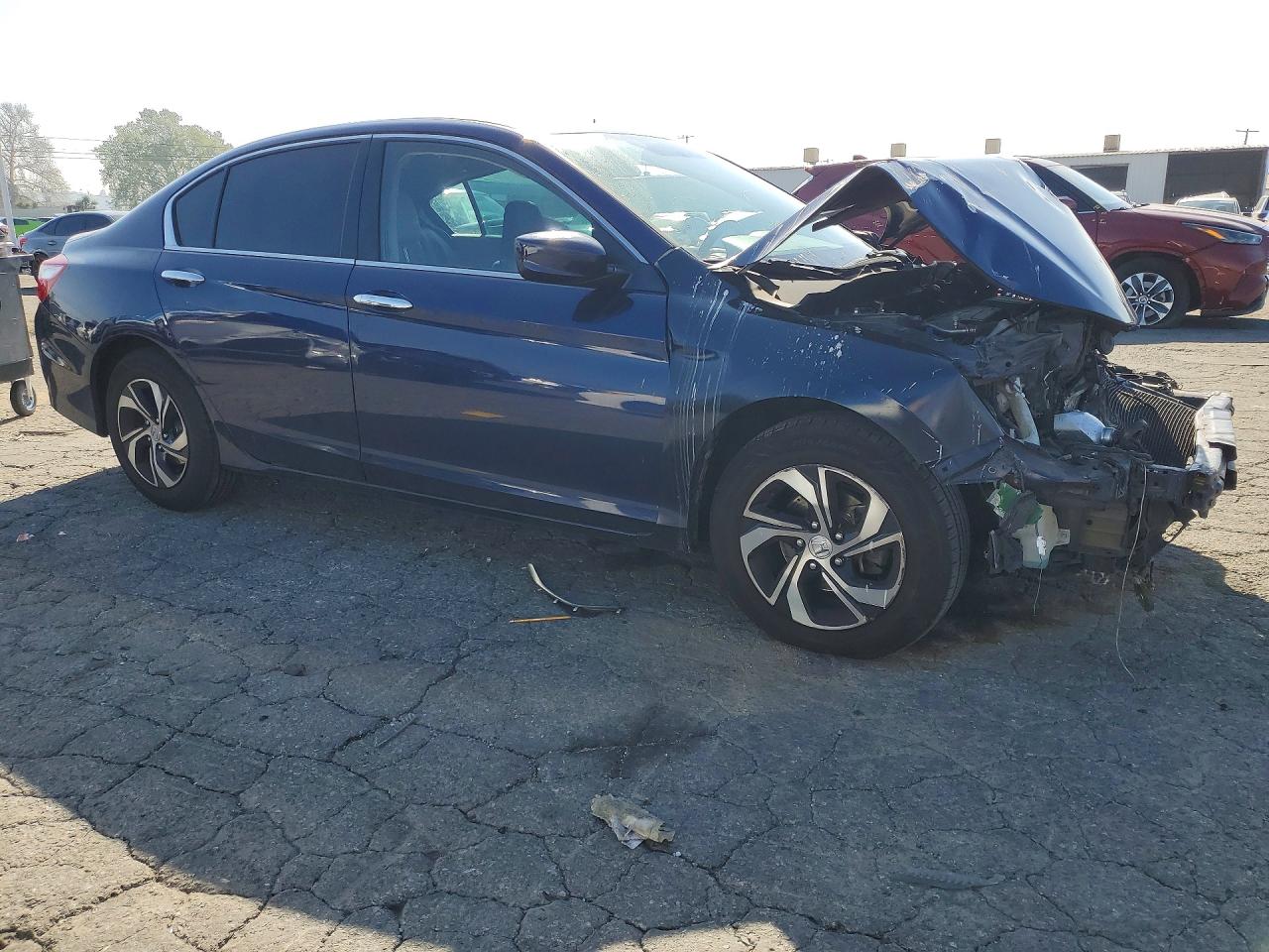 2017 HONDA ACCORD LX photo 4