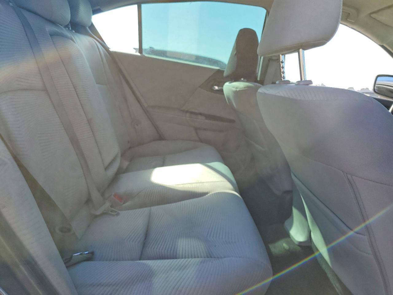 2017 HONDA ACCORD LX photo 10