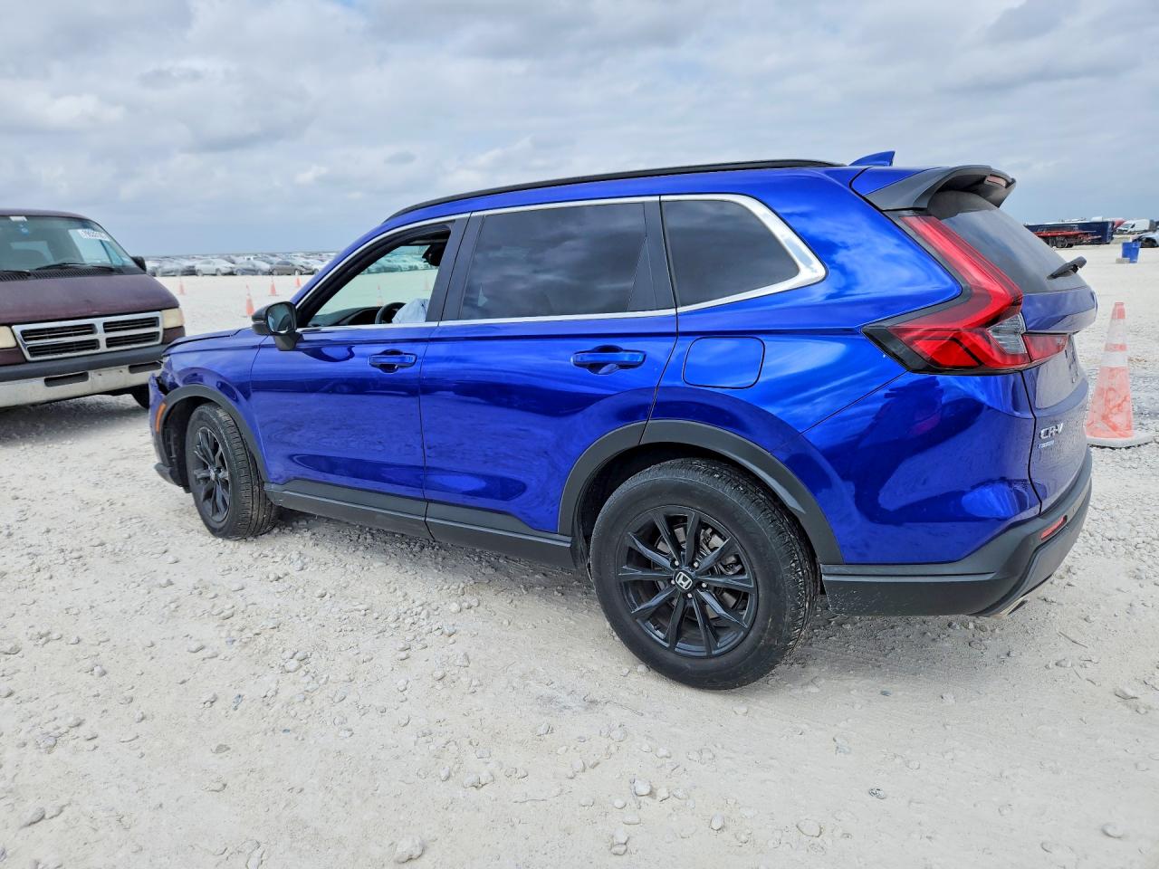 2024 HONDA CR-V SPORT-L photo 3