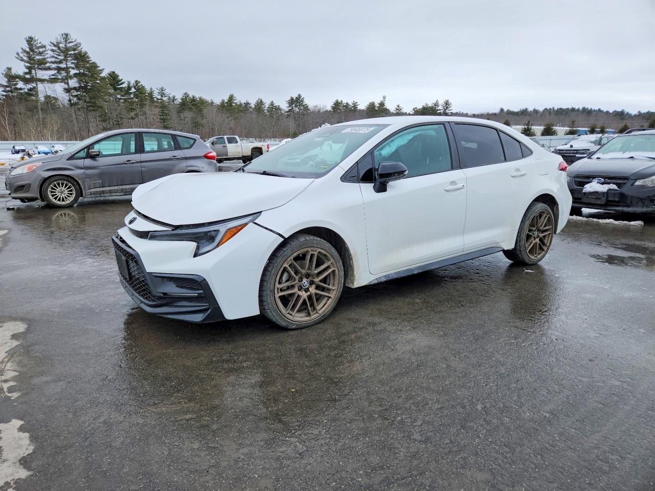 2024 TOYOTA COROLLA