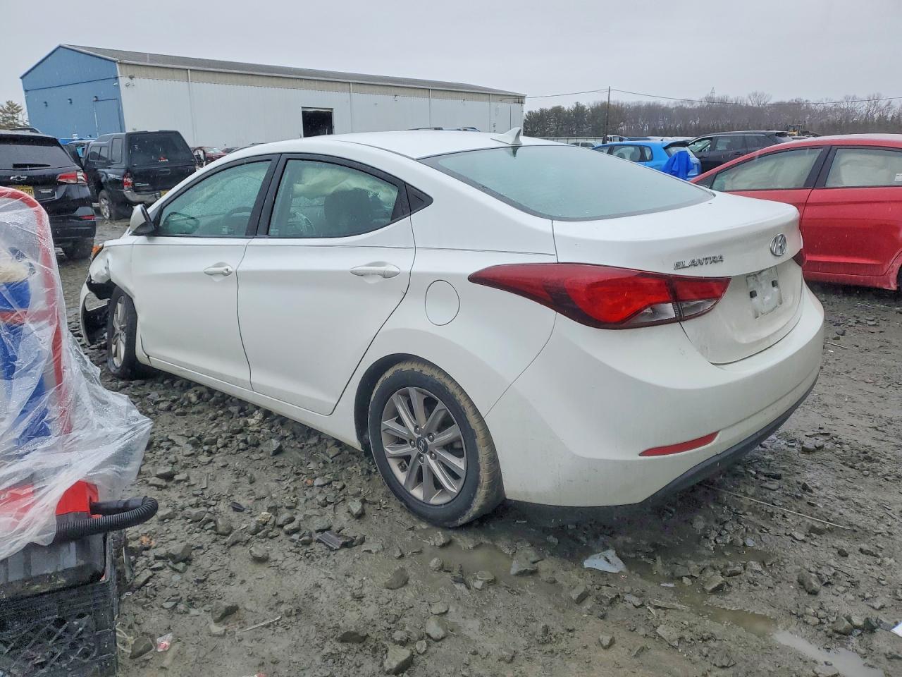 2014 HYUNDAI ELANTRA SE photo 2