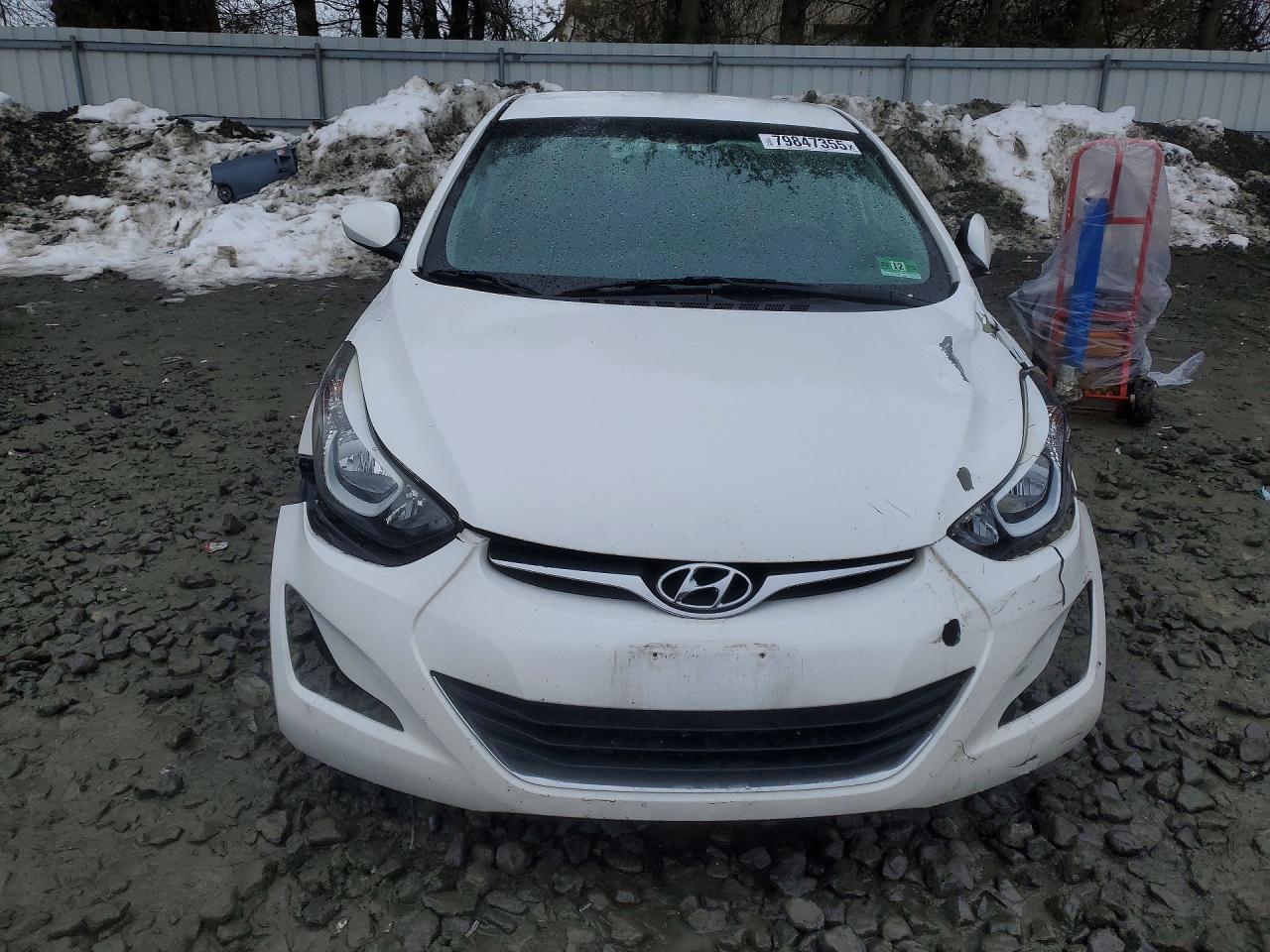 2014 HYUNDAI ELANTRA SE photo 5