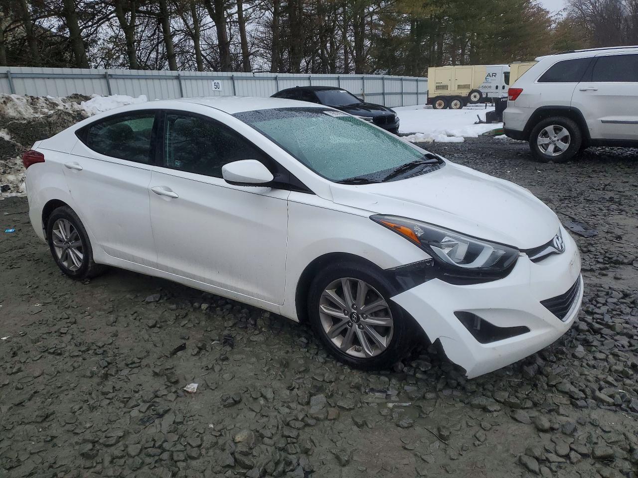 2014 HYUNDAI ELANTRA SE photo 4