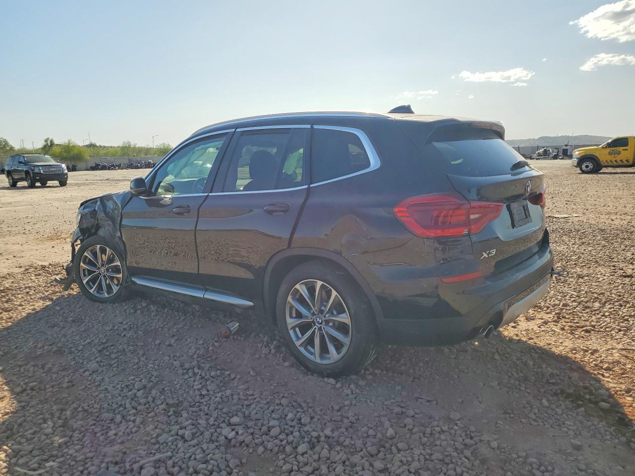 2019 BMW X3 XDRIVE30I photo 2