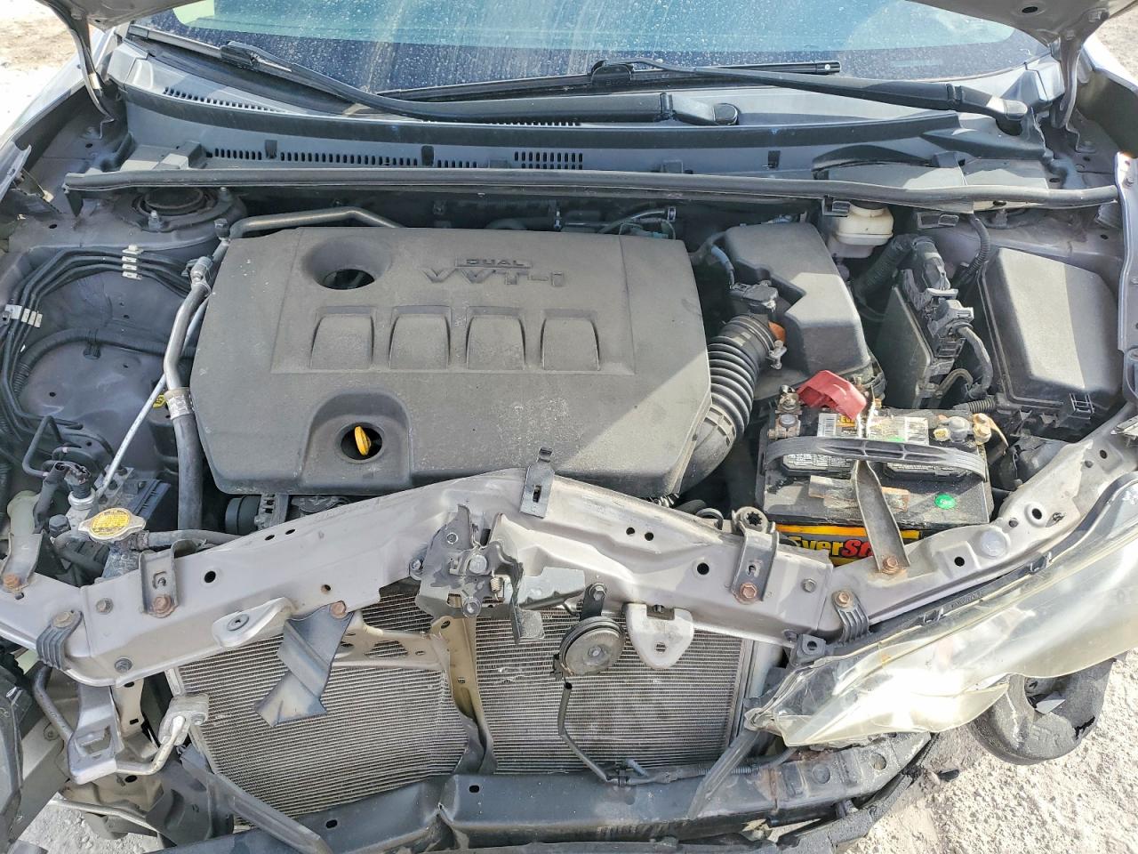2014 TOYOTA COROLLA LE photo 31