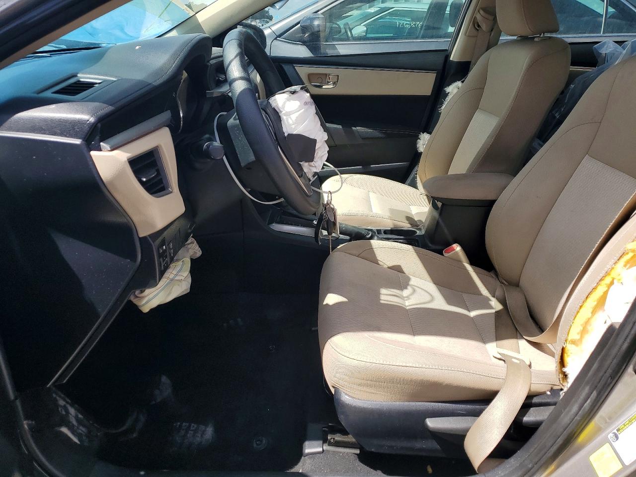 2014 TOYOTA COROLLA LE photo 19