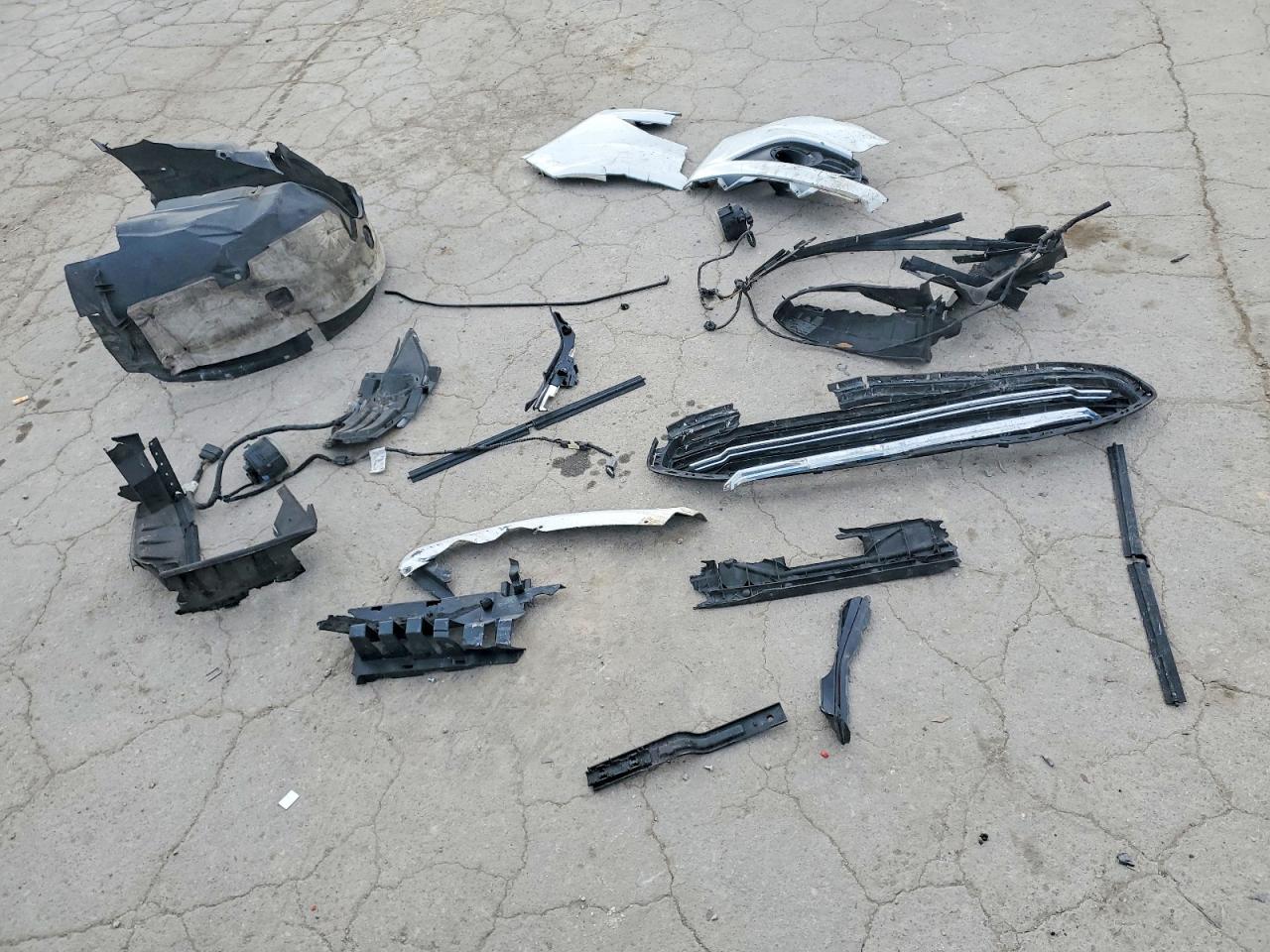 2014 FORD FUSION SE photo 12