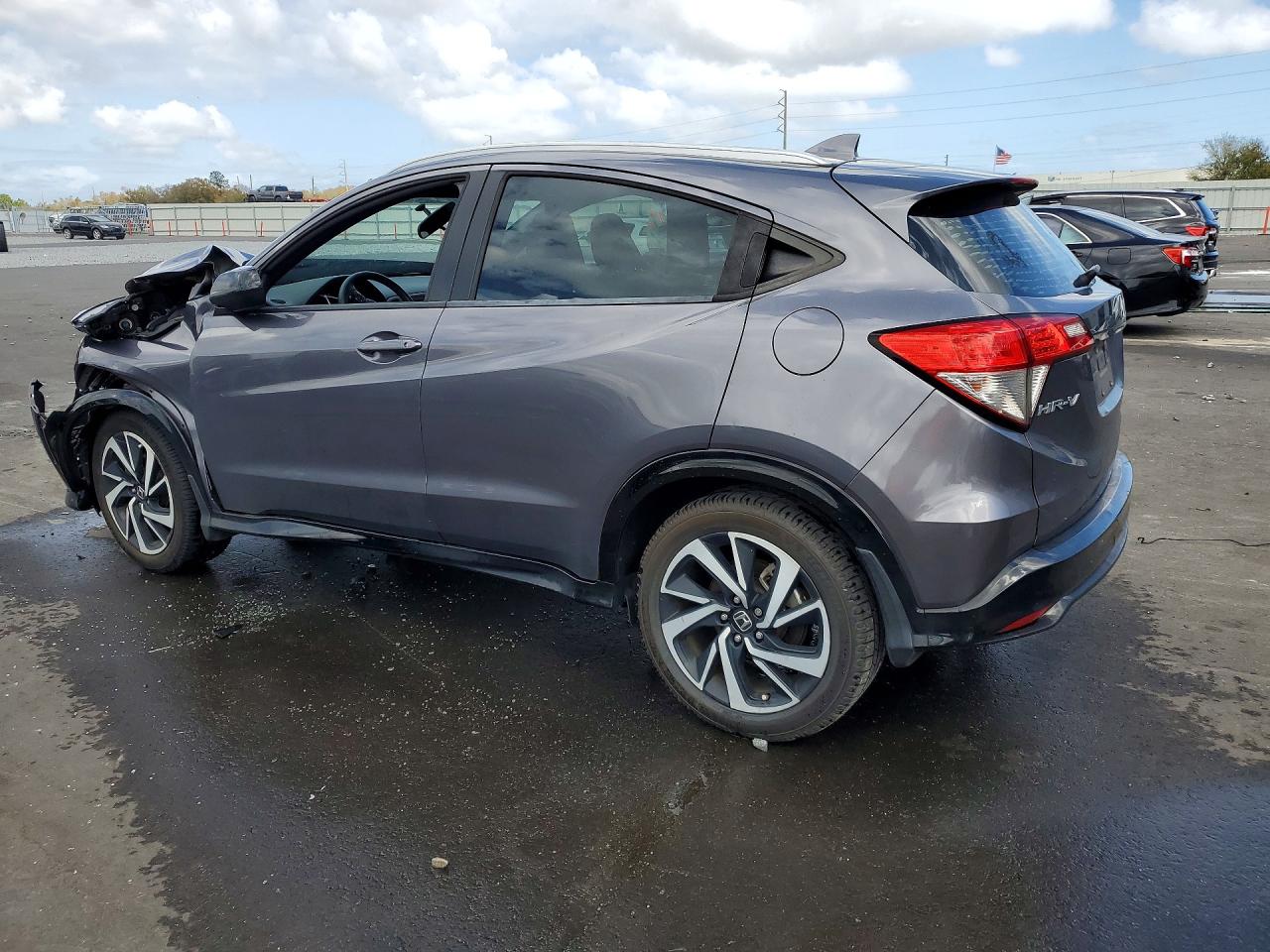 2019 HONDA HR-V SPORT photo 3