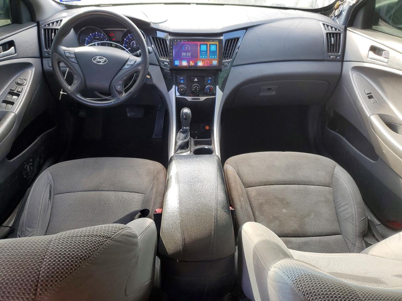 2014 HYUNDAI SONATA photo 8
