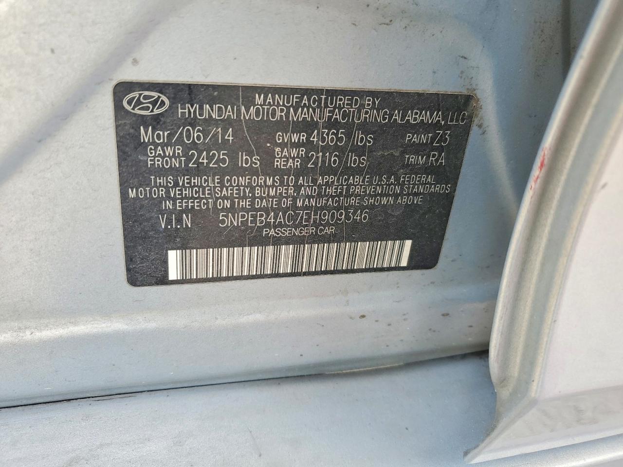 2014 HYUNDAI SONATA photo 12