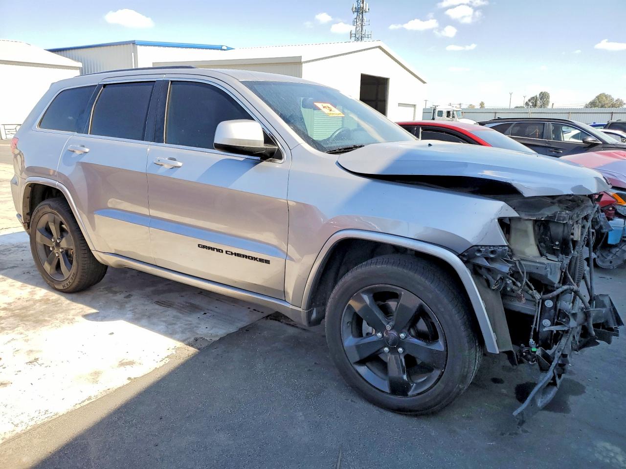 2015 JEEP GRAND CHEROKEE LAREDO photo 10