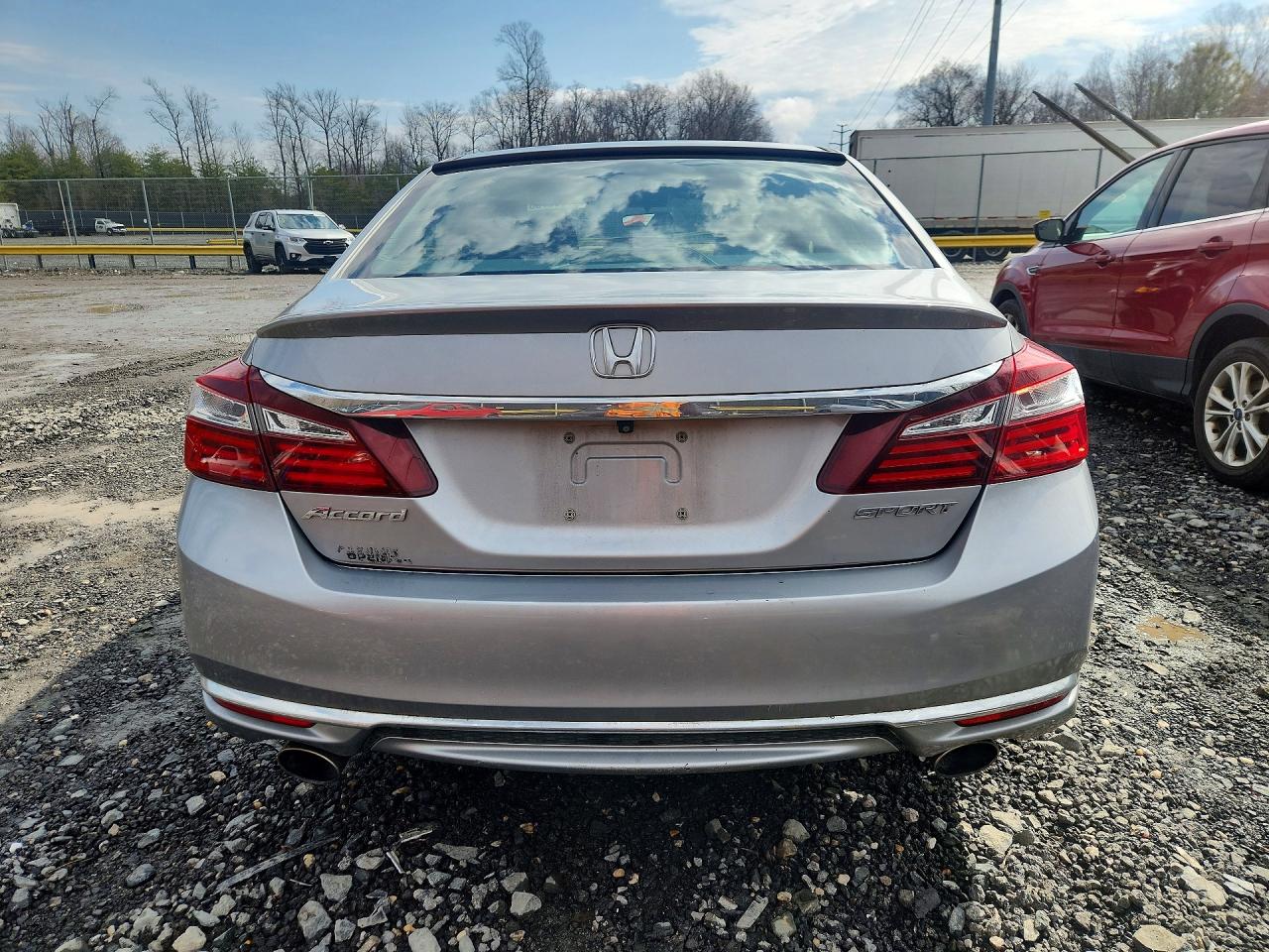 2017 HONDA ACCORD SPORT photo 11