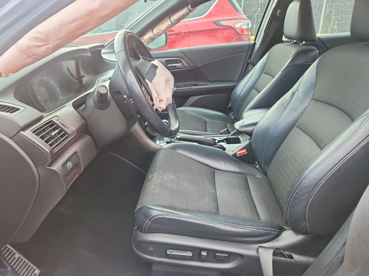 2017 HONDA ACCORD SPORT photo 13