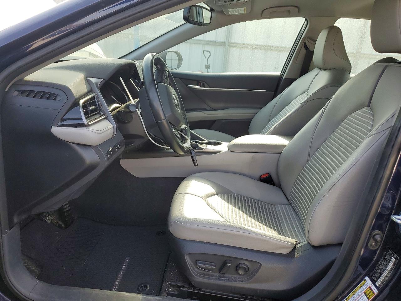 2022 TOYOTA CAMRY SE photo 7