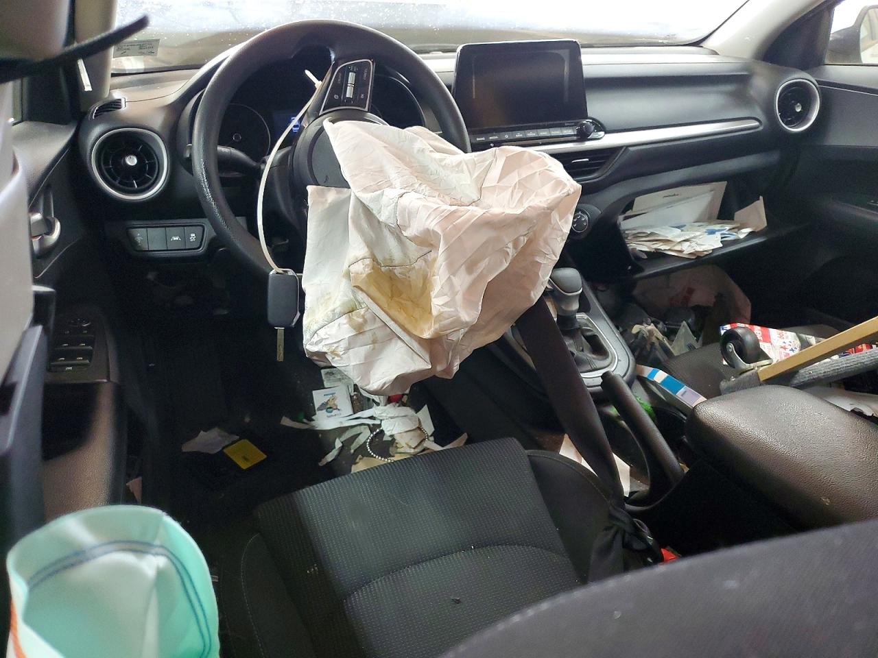 2021 KIA FORTE LXS photo 22