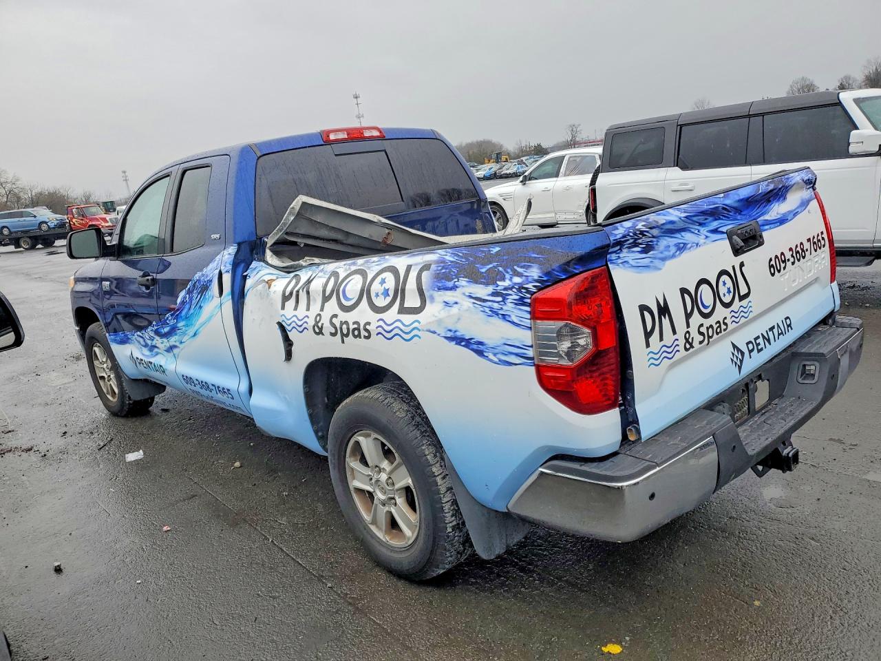 2014 TOYOTA TUNDRA SR5 photo 2