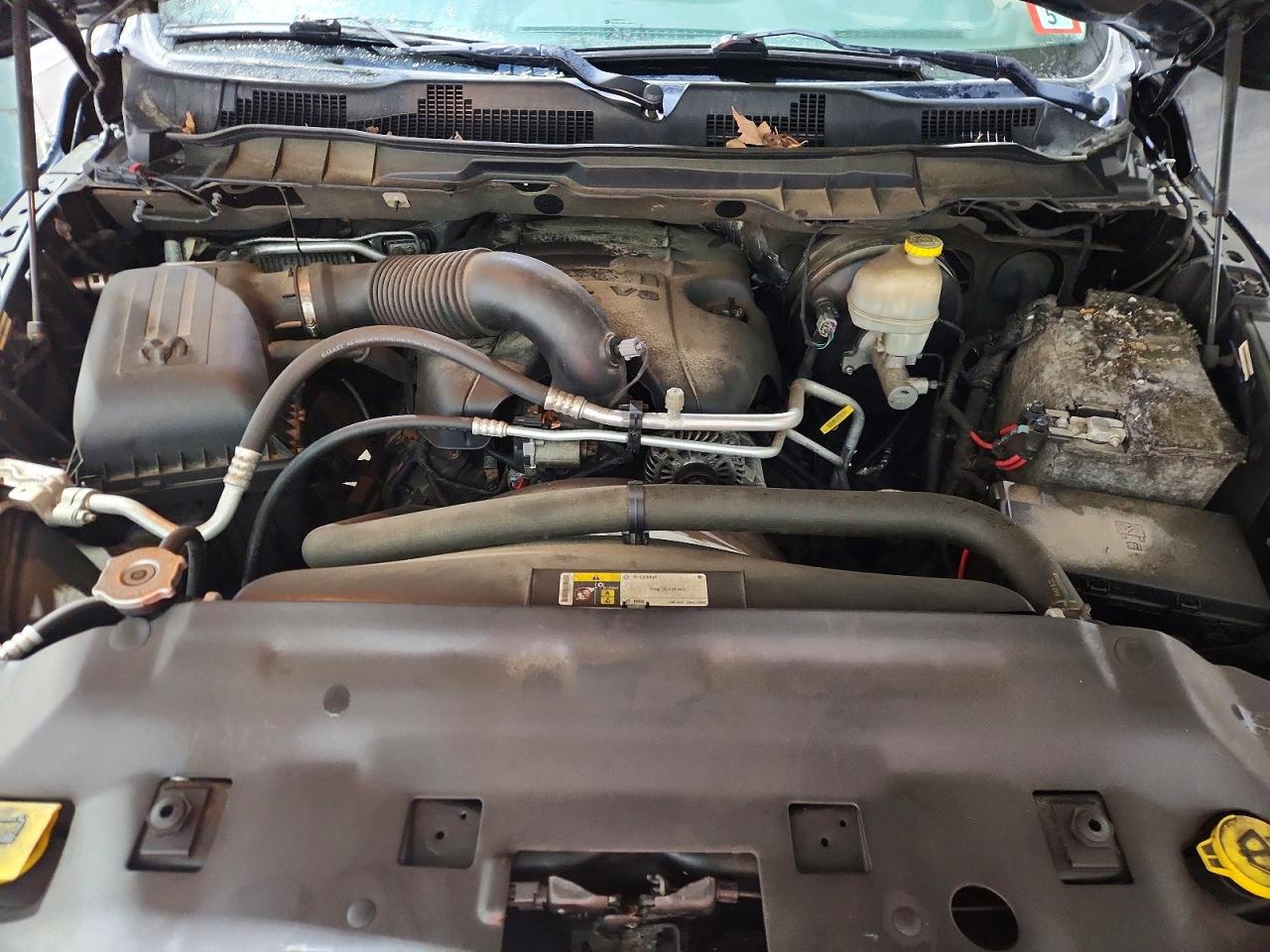 2015 RAM 1500 SLT photo 31