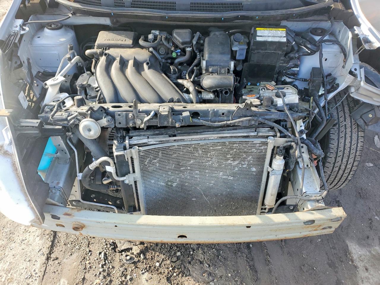2018 NISSAN VERSA SV photo 21