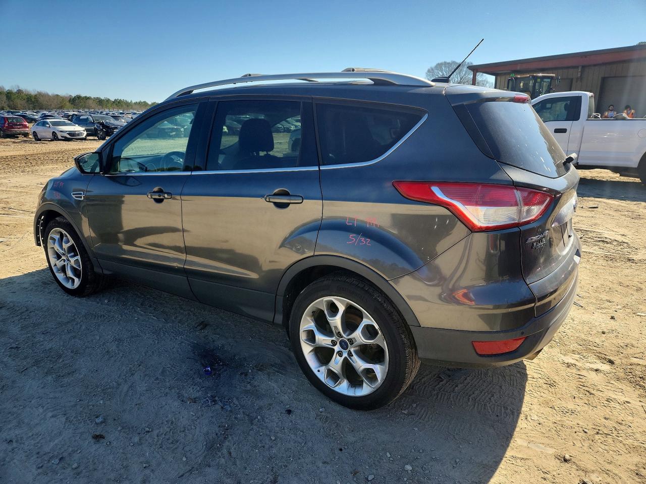 2015 FORD ESCAPE TITANIUM photo 2