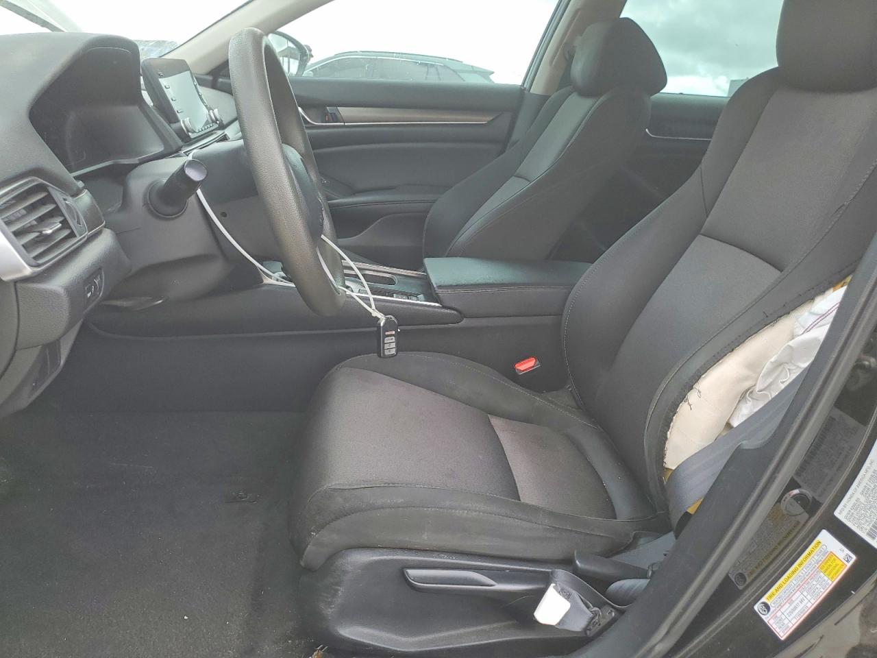 2020 HONDA ACCORD LX photo 19
