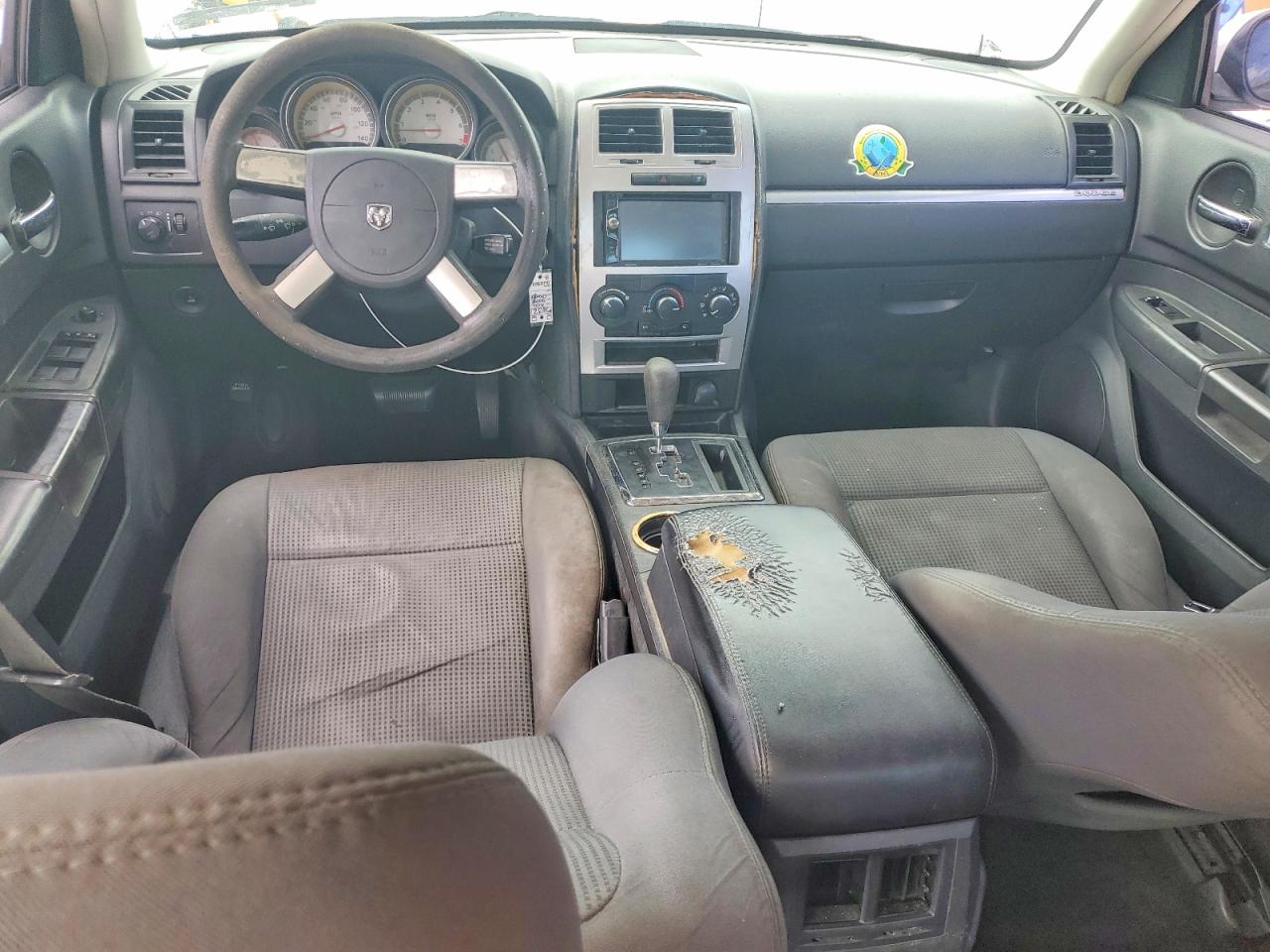 2010 DODGE CHARGER SXT photo 8
