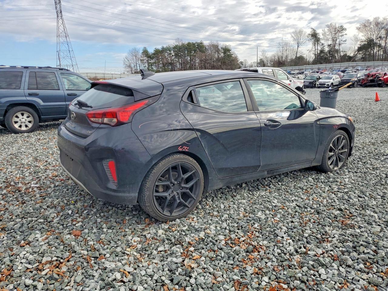 2019 HYUNDAI VELOSTER 2.0L PREMIUM photo 7