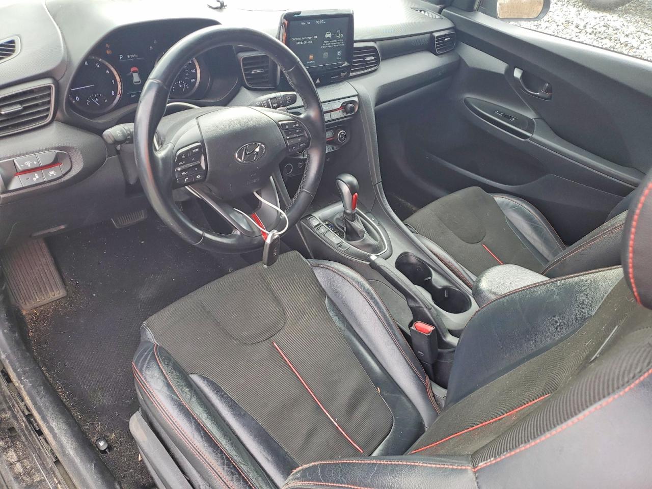 2019 HYUNDAI VELOSTER 2.0L PREMIUM photo 22