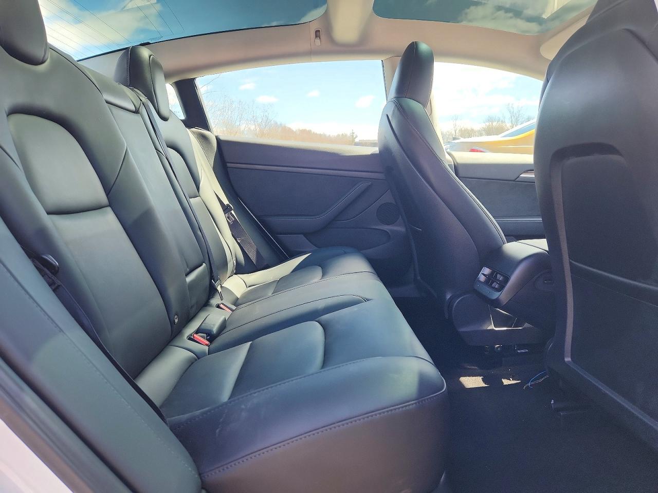 2023 TESLA MODEL 3 photo 10