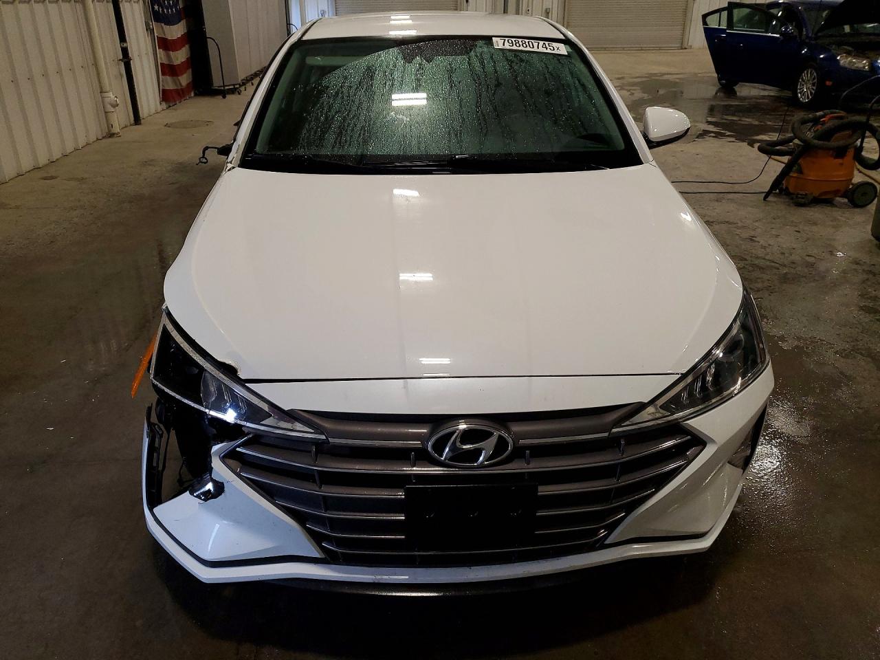 2020 HYUNDAI ELANTRA SEL photo 9