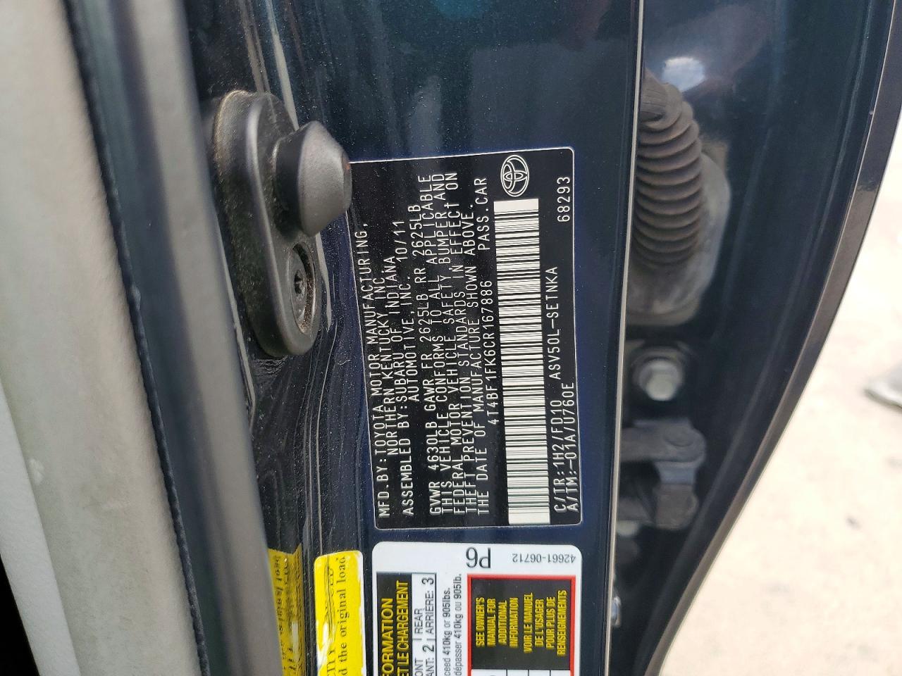 2012 TOYOTA CAMRY LE photo 12