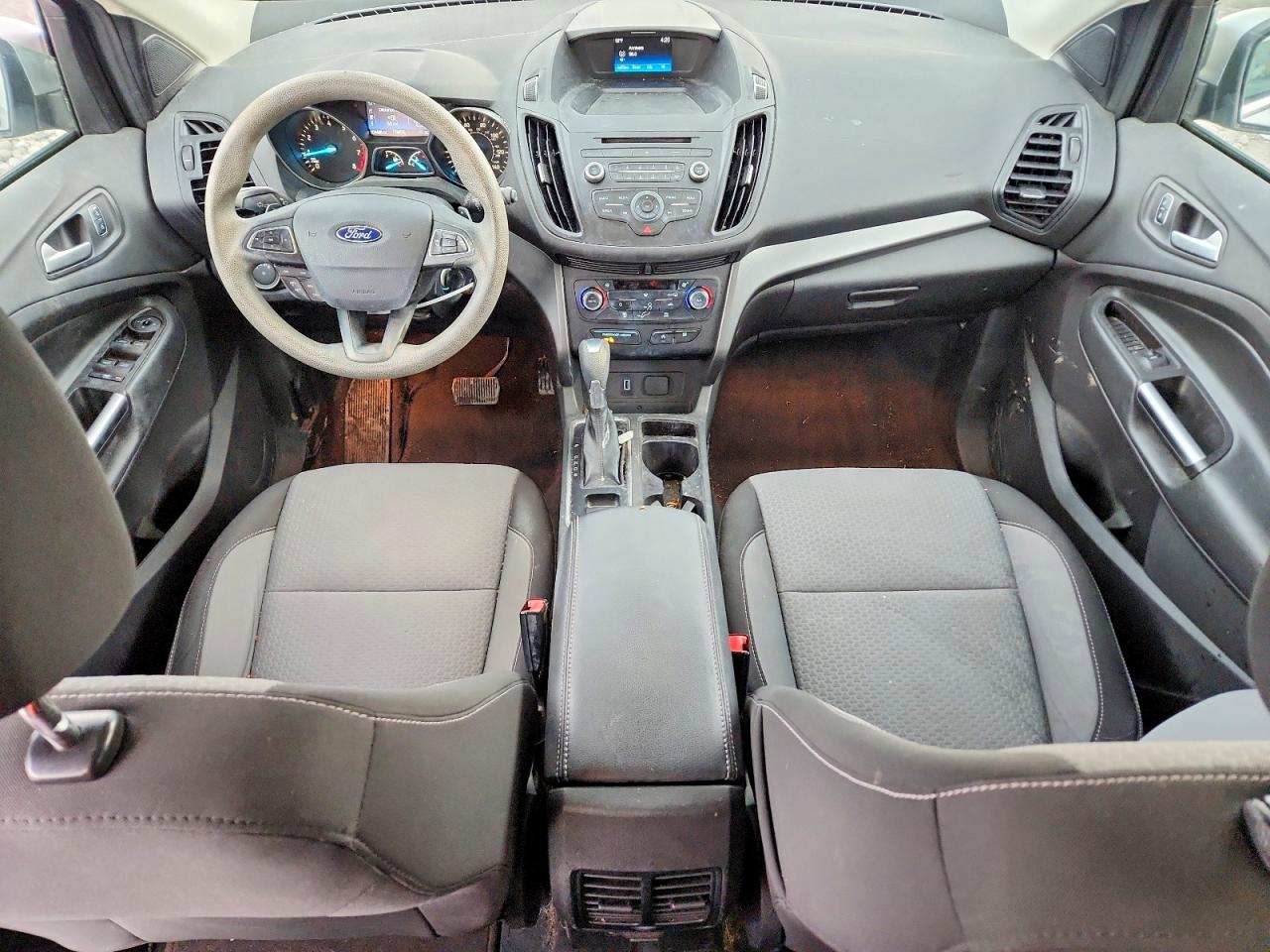 2017 FORD ESCAPE SE photo 8