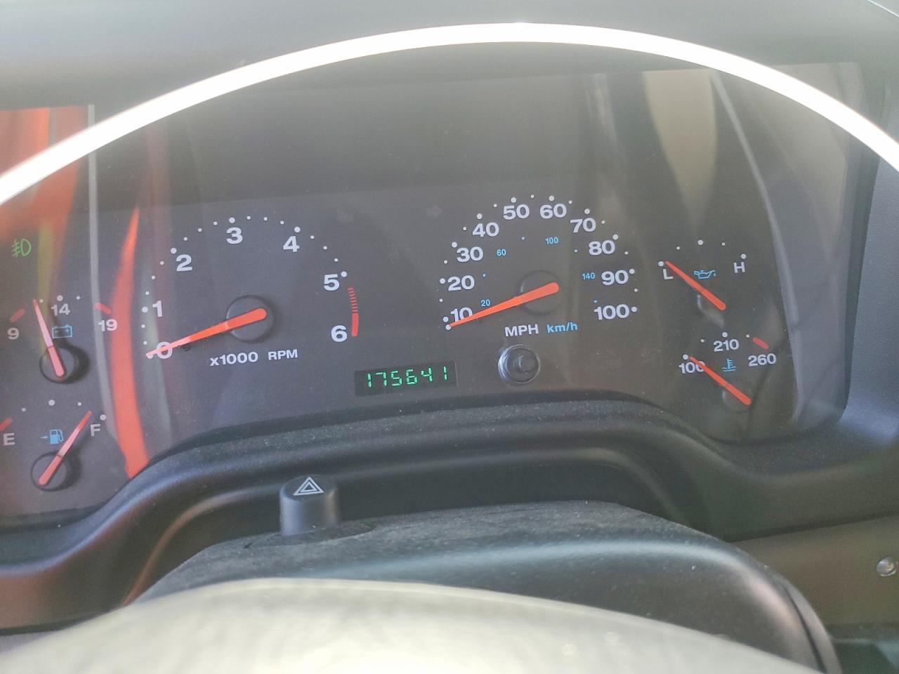 2003 JEEP WRANGLER / TJ SAHARA photo 9