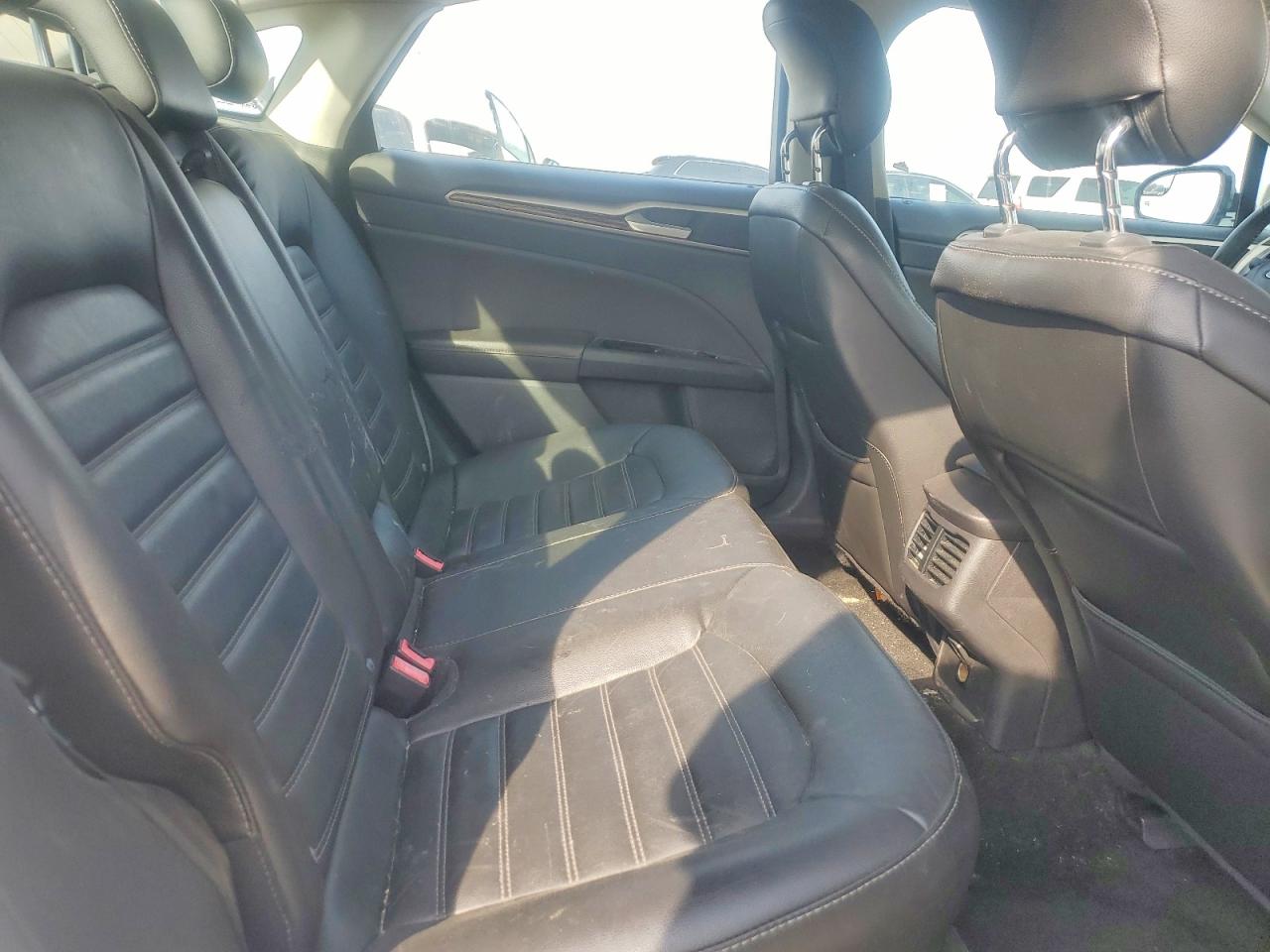 2013 FORD FUSION SE photo 10