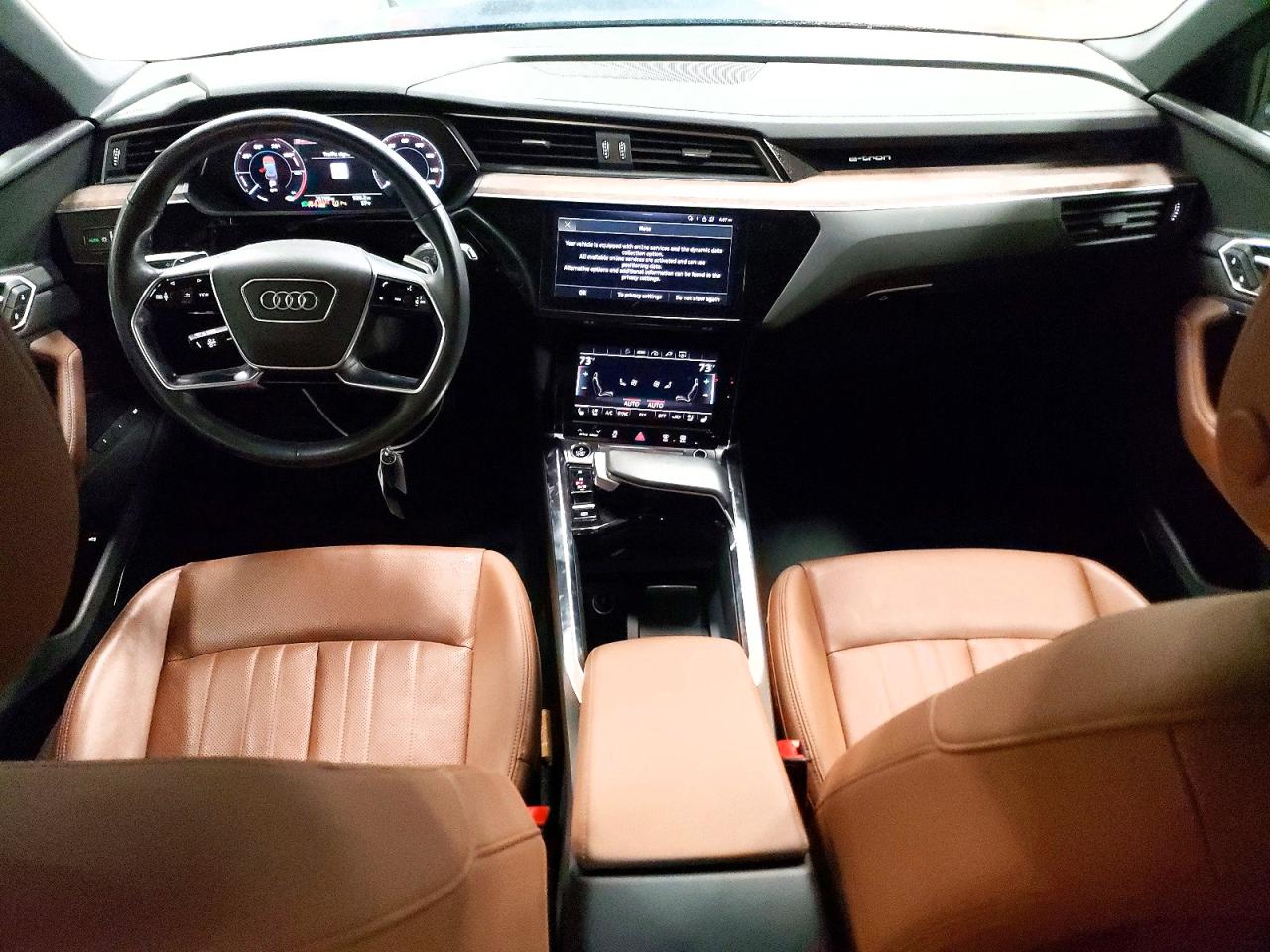 2022 AUDI E-TRON PREMIUM PLUS photo 22