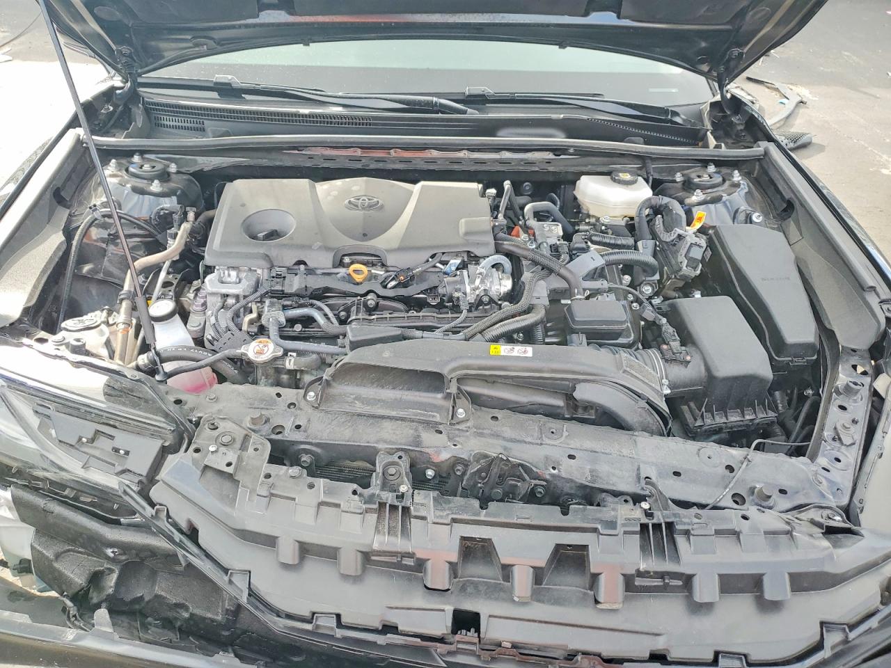 2025 TOYOTA CAMRY SE photo 21