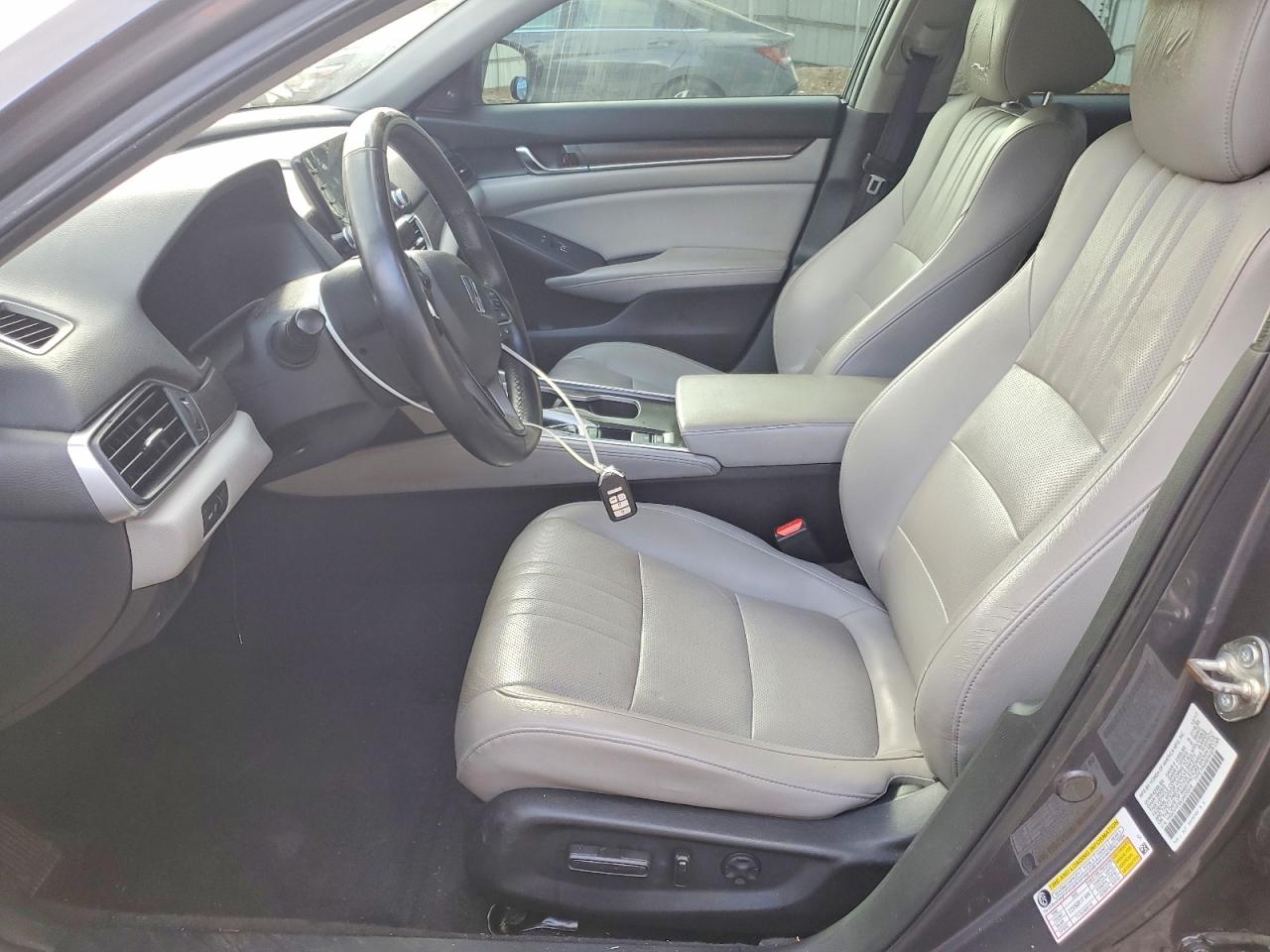 2018 HONDA ACCORD EXL photo 13