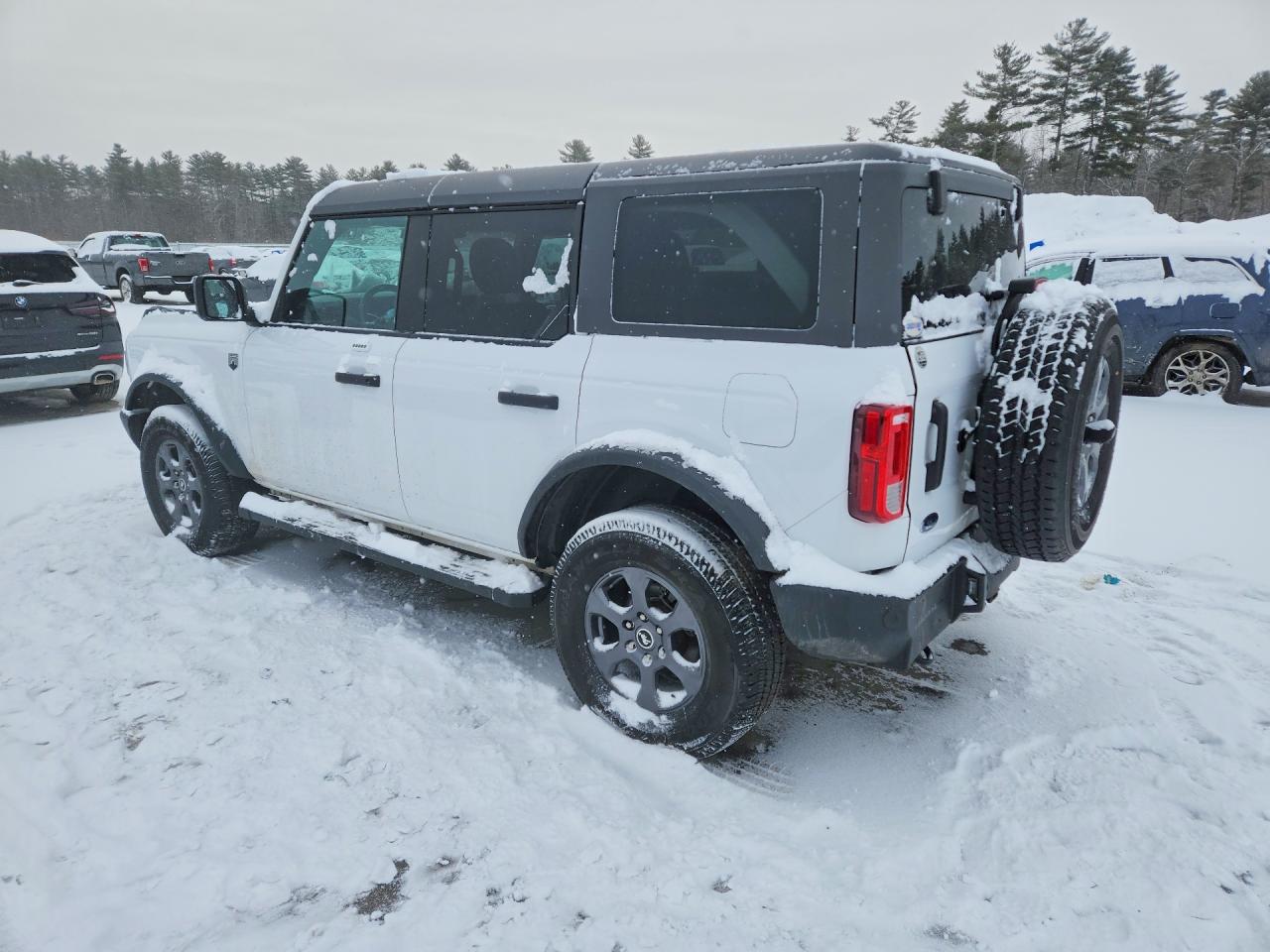 2023 FORD BRONCO BASE photo 3
