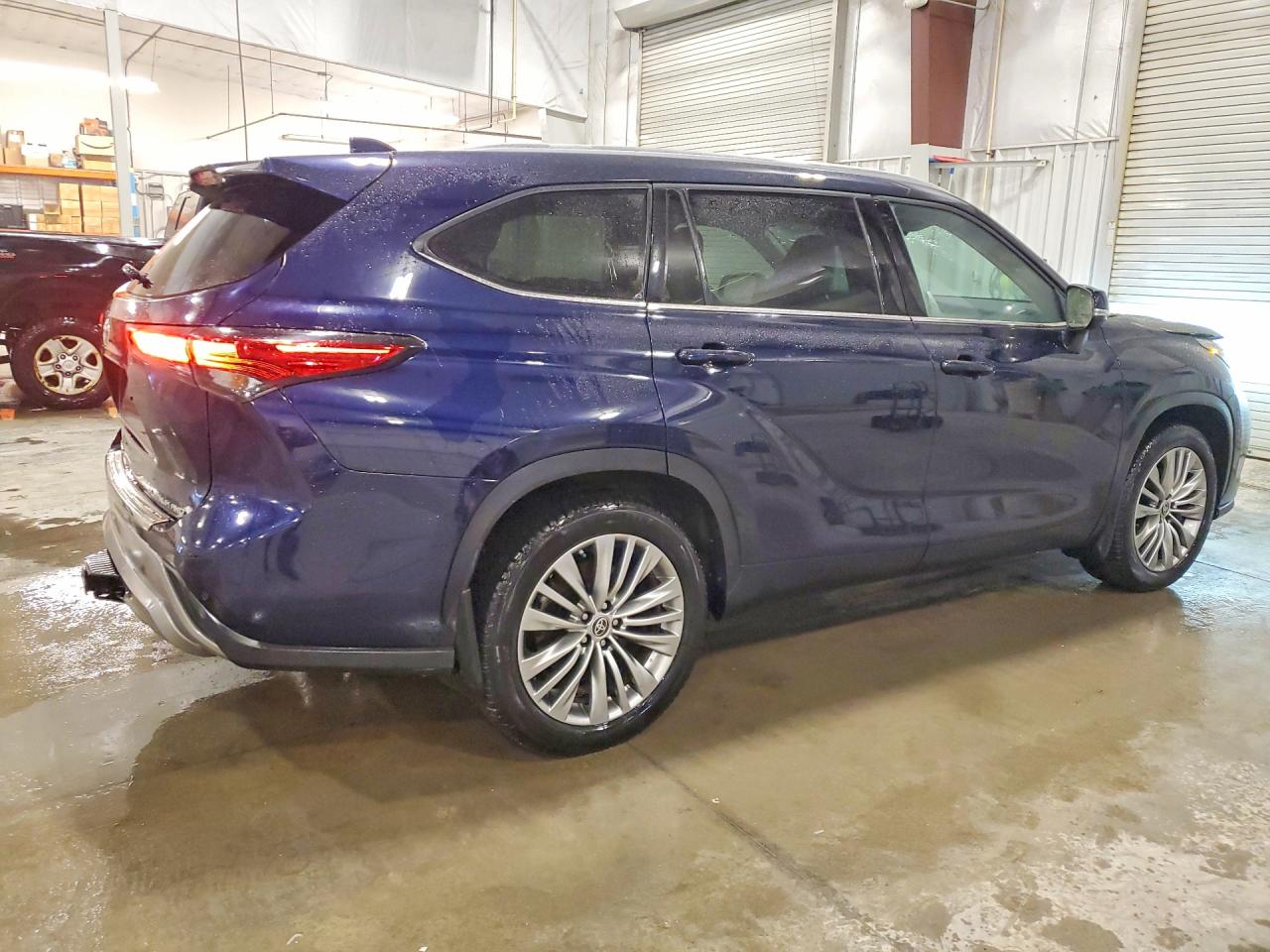 2022 TOYOTA HIGHLANDER PLATINUM photo 3
