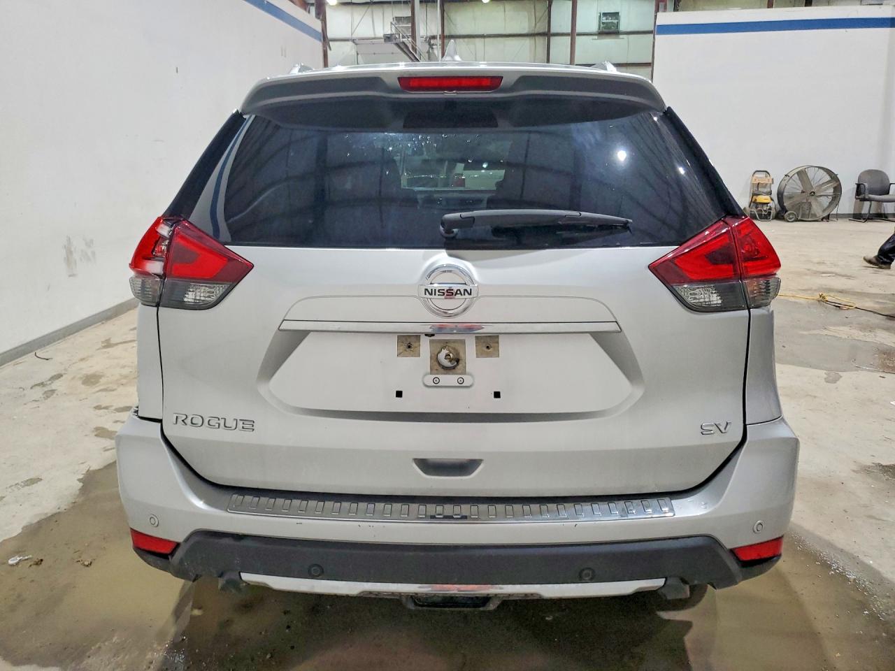 2019 NISSAN ROGUE SV photo 11
